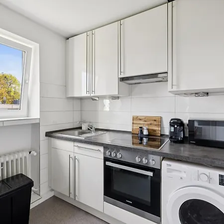 Appartement Cozy & Balcony, Work &